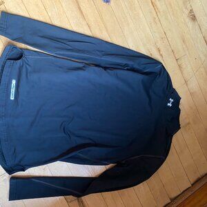 Under Armour Long Sleave shirt